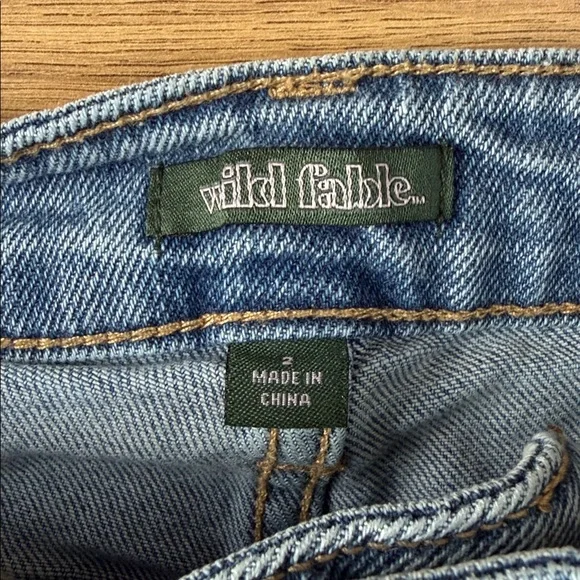 Wild Fable Super High Rise Straight Jeans - Size 2 - Picture 2 of 3